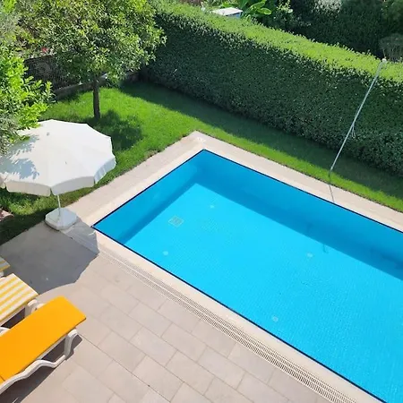 Villa Feronia A11 *